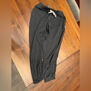 Vuori Charcoal performance Joggers